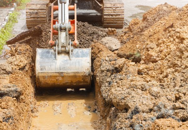 Water Line Digging in Youngstown